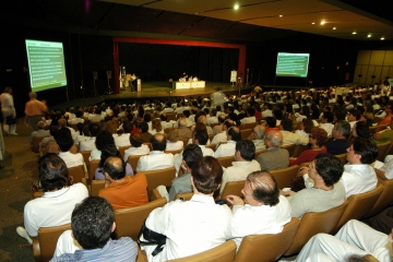 Agosto de 2004 - Assembleia Geral Extraordinária – Minascentro