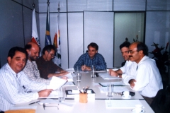 Diretoria 1998-2002: Dr. Mauro Chrisóstomo, Dr. Reginaldo Teófanes, Dr. Carlos Rubens Maciel, Dr. Emerson Fidélis, Dr. Cláudio Roberto Alves, Dr. Hugo Urbano.