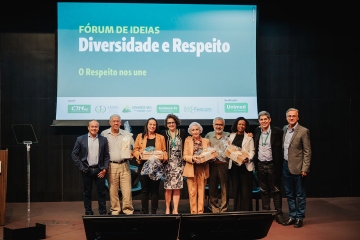 07.05.2024 -  Fórum de Ideias "Diversidade e Respeito". O evento marcou o lançamento de um movimento organizado pela Unimed-BH com apoio do Conselho Regional de Medicina (CRM-MG), a Associação Médica (AMMG), o Sindicato dos Médicos (Sinmed-MG), a Federação Unimed Minas e a Federação Nacional das Cooperativas Médicas (Fencom) com o objetivo de sensibilizar a sociedade médica sobre a importância do respeito nas mais diversas relações. A campanha de comunicação divulgada contou com a participação de médicos para tratar questões como racismo, etarismo, homofobia e capacitismo.