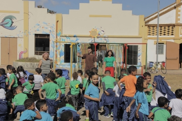 Nas artes cênicas, o Galpão Cine Horto promove conhecimento sobre a criação cênica e a cultura, fomentando o intercâmbio entre artistas, estudantes e pesquisadores. Ao longo 2023 foram realizados três “Núcleos de Pesquisa – Juventudes” destinados a jovens moradores do Alto Vera Cruz, Taquaril, Granja de Freitas e Castanheiras.